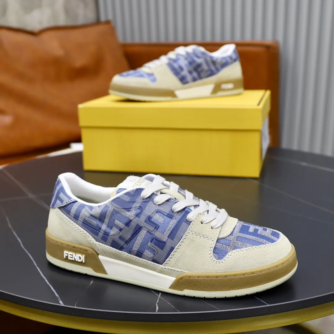 Ex-factory price: 580🔥Couple model (top original order) Brand: FENDI Size: 35-44 (customized for men 38 and 45) Grade: original order quality high version Material: imported original cowhide stitching➕ high-quality and comfortable lining original TPU lightweight non-slip outsole Style category: travel fashion casual shoes versatile trend